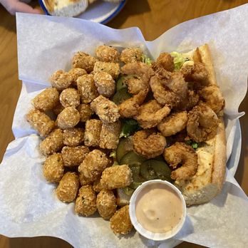 Frenchie’s On 3rd - Shrimp po boy - Burgers Near Me - McCall, Idaho Frenchie’s On 3rd - Shrimp po boy - Burgers Near Me - McCall, Idaho