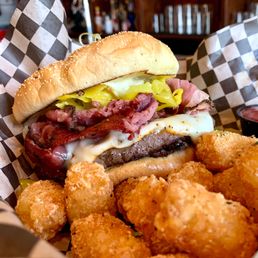 Pastrami Burger