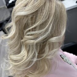 Kara's Hair Studio