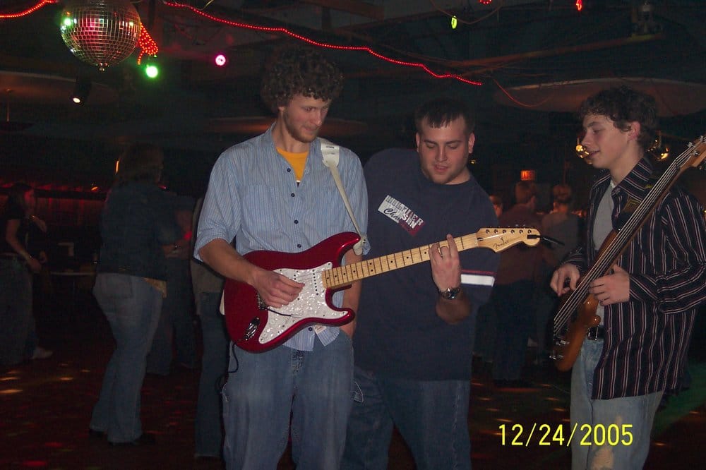 DANCEMOR BALLROOM Updated September 2024 77 2nd St SE, Swisher