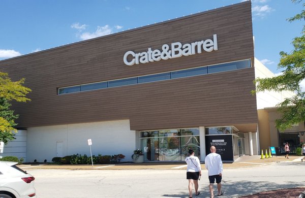Crate & Barrel by null