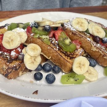Sandy's Beach Shack - French toast - Cocktail Bars Near Me - Huntington Beach, California Sandy's Beach Shack - French toast - Cocktail Bars Near Me - Huntington Beach, California
