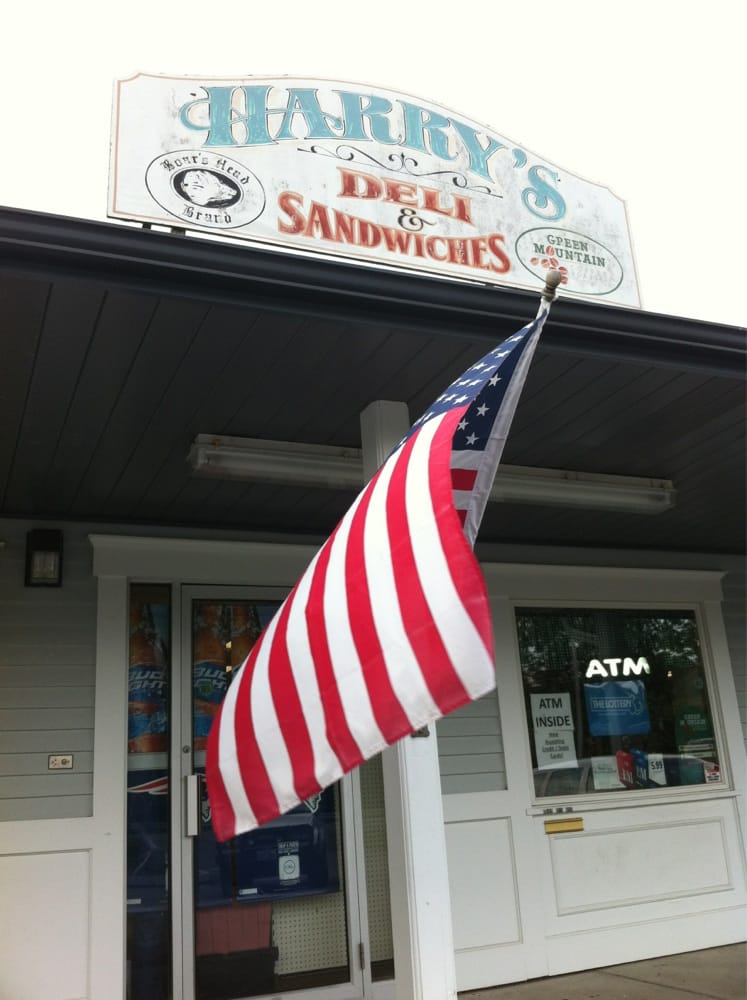 Harry's Country Store Logo