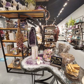 Rock Paradise - Gorgeous geodes, Palo Santo, sage. Sadly no braids of sweetgrass which was a let down - Jewelry Near Me - Canoga Park, California Rock Paradise - Gorgeous geodes, Palo Santo, sage. Sadly no braids of sweetgrass which was a let down - Jewelry Near Me - Canoga Park, California