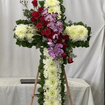 Far East Florist - Funeral wreath - Florists Near Me - San Gabriel, California Far East Florist - Funeral wreath - Florists Near Me - San Gabriel, California