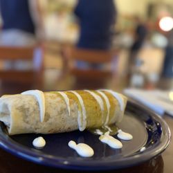 Speedy's Tacos - Beef burrito comes wet if you dine ib
