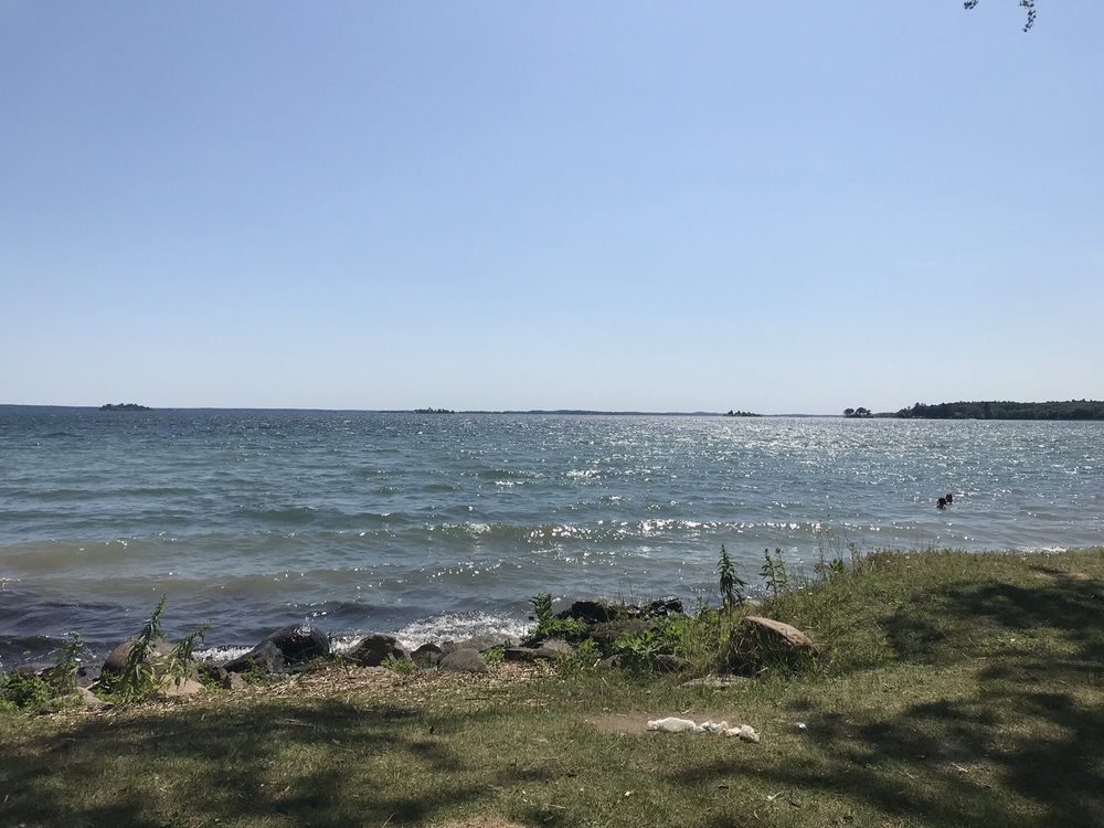 BROWN’S BAY BEACH AND PICNIC AREA 1259 1000 Islands Parkway