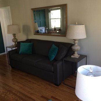 Chien Blanc Bungalows - Avignon Living Room 1 - Vacation Rentals Near Me - Calistoga, California