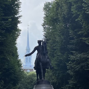 Hub Town Tours - Paul Revere - Historical Tours Near Me
