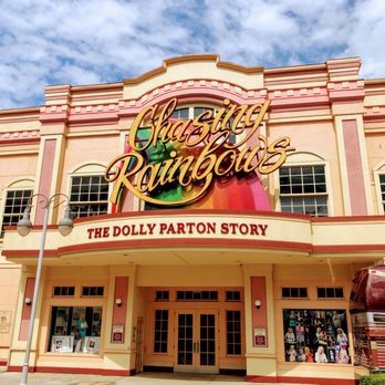 Dollywood - Amusement Parks Near Me - Pigeon Forge, Tennessee