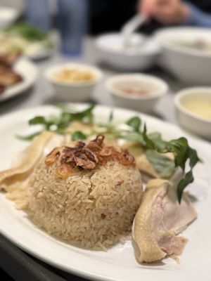 Cơm Tấm Thiên Hương by null