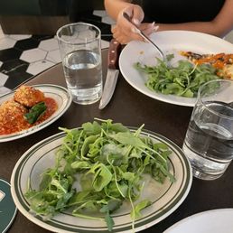 Arugula Salad With Honey Lemon Vinaigrette