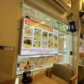 Joy Cup Noodles Mean - Lunch specials - Noodles Near Me - Honolulu, Hawaii