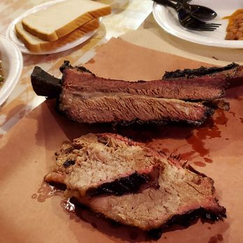 Black's Barbecue Lockhart - Brisket and beef rib - Barbeque Near Me - Lockhart, Texas Black's Barbecue Lockhart - Brisket and beef rib - Barbeque Near Me - Lockhart, Texas