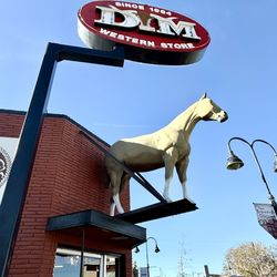 D Bar M Western Store - Exterior