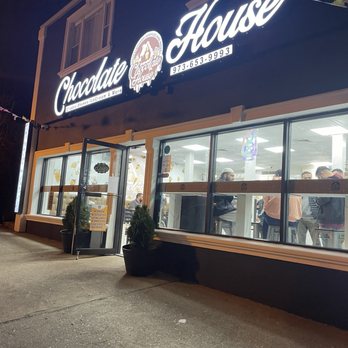 CHOCOLATE HOUSE - Updated April 2025 - 56 Photos & 24 Reviews - 181