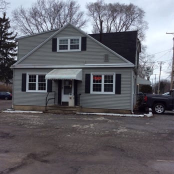Eastland Inn - Pubs Near Me - Berea, Ohio