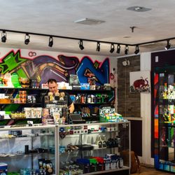 RIGS Smoke Shop