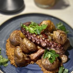 Mia’s - Octopus