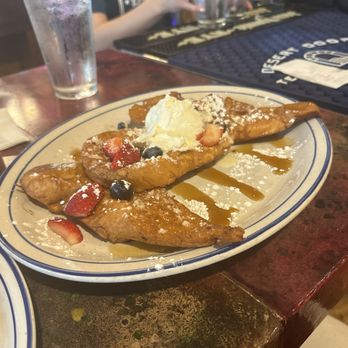 Big Bad Breakfast - Spring Hill - French Toast - Breakfast & Brunch Near Me - Spring Hill, Tennessee