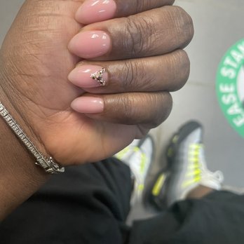Glowly - Love my nails. - Nail Salons Near Me - New York, New York