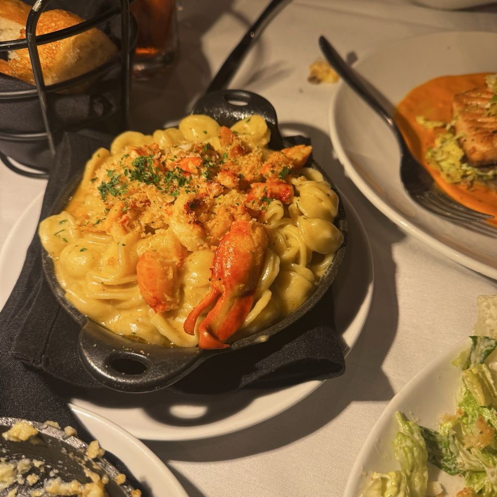 Bistecca - Lobster mac and cheese - Italian Near Me - Las Vegas, Nevada Bistecca - Lobster mac and cheese - Italian Near Me - Las Vegas, Nevada