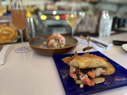 19 Raw Oyster Bar by null