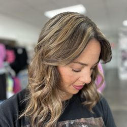 Jackie Carlton.hair