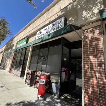 The Battery Books & Music - The front of the store. - Used Bookstore Near Me - Pasadena, California The Battery Books & Music - The front of the store. - Used Bookstore Near Me - Pasadena, California
