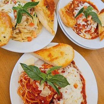 Pinocchio's Pizza - Amazing! All lunch specials!!! - Pizza Near Me - Pasadena, California Pinocchio's Pizza - Amazing! All lunch specials!!! - Pizza Near Me - Pasadena, California