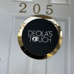 Deola’s Touch