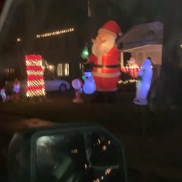 Photo of East Sacramento's Fab 40s Christmas Lights - Sacramento, CA, United States