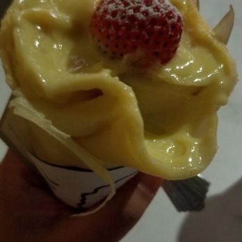 Miss Cheese Tea Cafe - Strawberry Crepe with creme brulee subbed for Nutella and chocolate...I didn't ask for the sub. - Bubble Tea Near Me - Pasadena, California