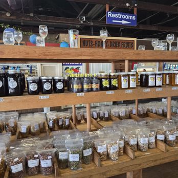 Boa Vista Orchards - Honey and jams - Fruits & Veggies Near Me - Placerville, California