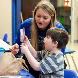 Hopebridge Autism Therapy Center - RBT working with kiddo on ABA therapy at Hopebridge.