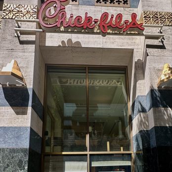 Chick-fil-A - Outside entrance - Fast Food Near Me - Los Angeles, California
