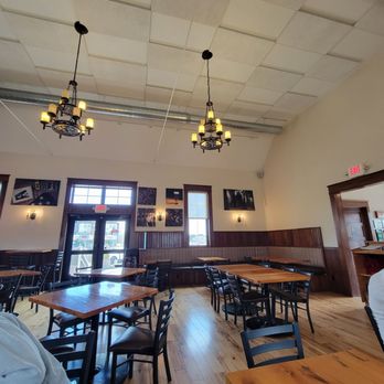 Texas Corners Brewing Company - Love the light fixtures - Breweries Near Me - Kalamazoo, Michigan