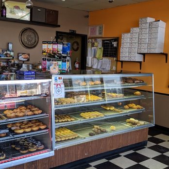 Tonallis Doughnuts & Cream - Plenty of donuts at 10am on Saturday! - Donuts Near Me - Vancouver, Washington Tonallis Doughnuts & Cream - Plenty of donuts at 10am on Saturday! - Donuts Near Me - Vancouver, Washington