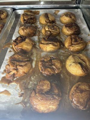 YAKS on the 5 by null