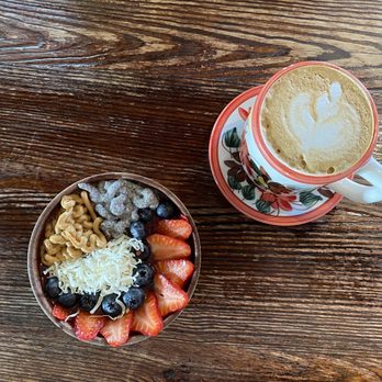 CFS Coffee - Açaí smoothie bowl and Farmer's Latte - Coffee & Tea Near Me - Winter Park, Florida CFS Coffee - Açaí smoothie bowl and Farmer's Latte - Coffee & Tea Near Me - Winter Park, Florida