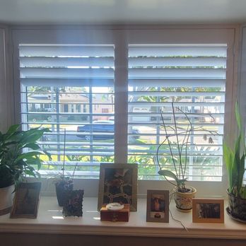 Shutters By Rae - Bay window with amazing shutters - Shutters Near Me Shutters By Rae - Bay window with amazing shutters - Shutters Near Me