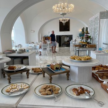 Hotel Mamela - The breakfast bar - Hotels Near Me - Capri, NA