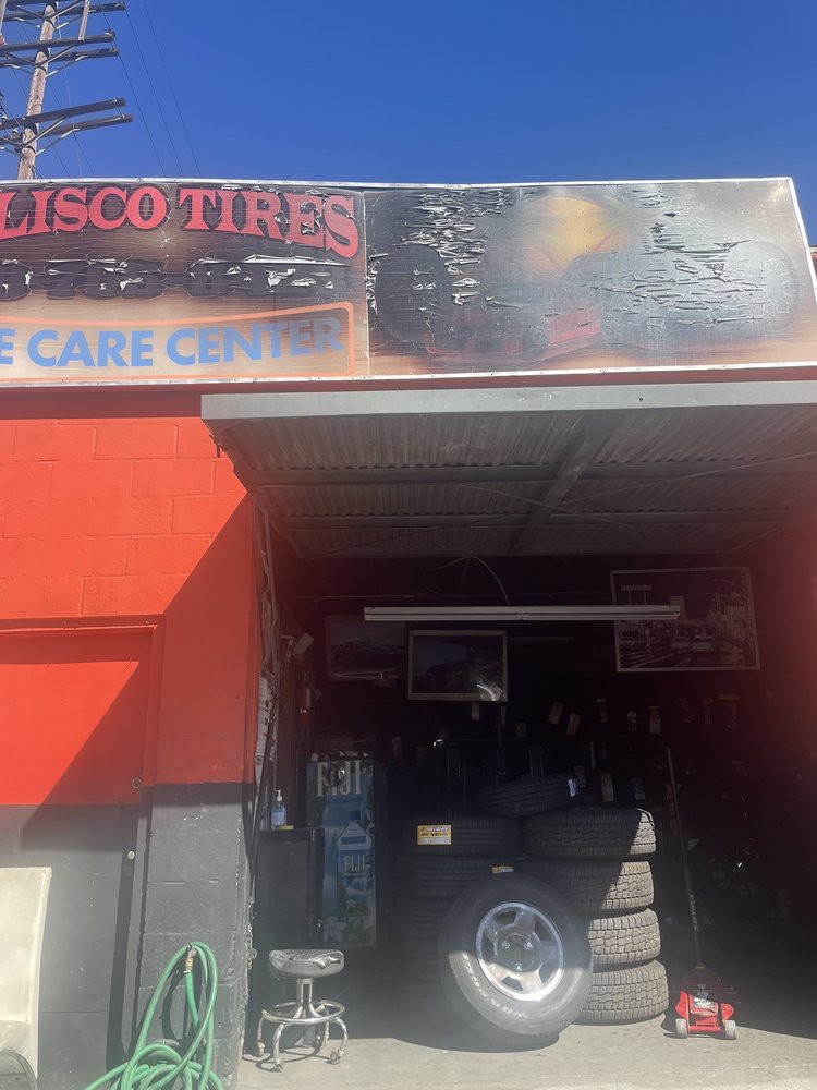 JALISCO TIRES Updated September 2024 17 Reviews 11720 Vanowen St