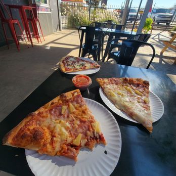 Geo's Pizzeria - Hawaiian pizza slice and margarita slice - Pizza Near Me - Durant, Oklahoma