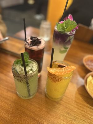 El Gallo Negro by null