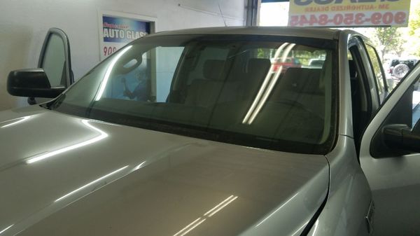 Auto Glass Service - Provide quality auto glass service to all vehicles, call today for your free estimate!!