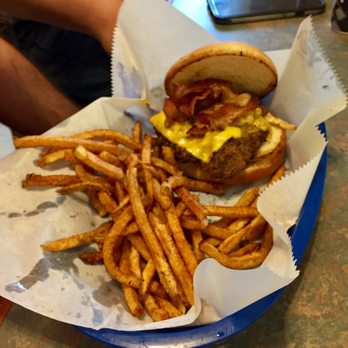 Papa's Kitchen - Bacon burger and fries - Southern Near Me - Jackson, South Carolina