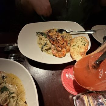 Pappadeaux Seafood Kitchen - Seafood Near Me - Dallas, Texas Pappadeaux Seafood Kitchen - Seafood Near Me - Dallas, Texas