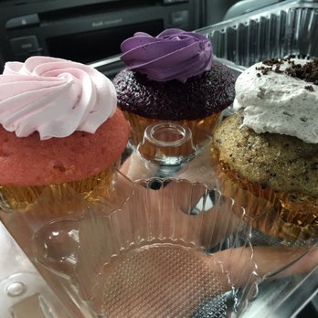 Elite Bakery - Guava ($2.85)- 4/5 stars, Ube ($3.75)- 4/5 stars, Cookies n Cream ($2.85)- 2.5/5 stars - Bakeries Near Me - Union City, California Elite Bakery - Guava ($2.85)- 4/5 stars, Ube ($3.75)- 4/5 stars, Cookies n Cream ($2.85)- 2.5/5 stars - Bakeries Near Me - Union City, California