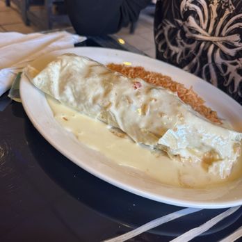 Fiesta Mexicana - Burrito Al Carbon - Mexican Near Me - Shelbyville, Kentucky Fiesta Mexicana - Burrito Al Carbon - Mexican Near Me - Shelbyville, Kentucky